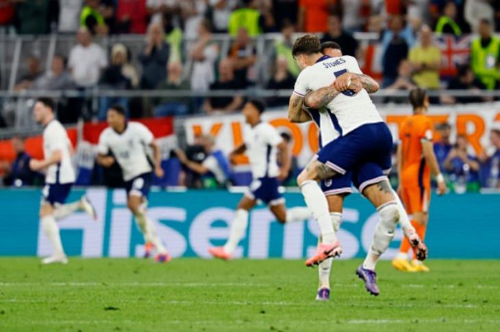 إلى النهائي للمرة الثانية على التوالي.. إنجلترا تقتل حلم هولندا بهدف +90 في يورو 2024 (فيديو)